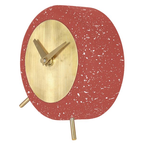 Horloge en béton effet terrazzo rouge brique Muzz