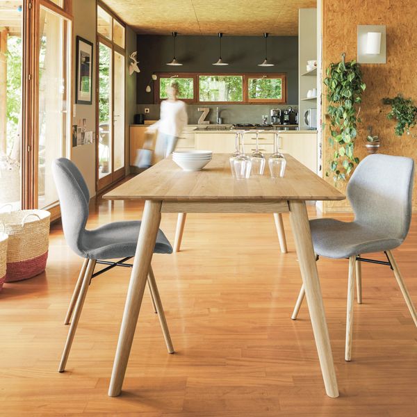 Table extensible chêne massif 180 cm allonges en option Elfy